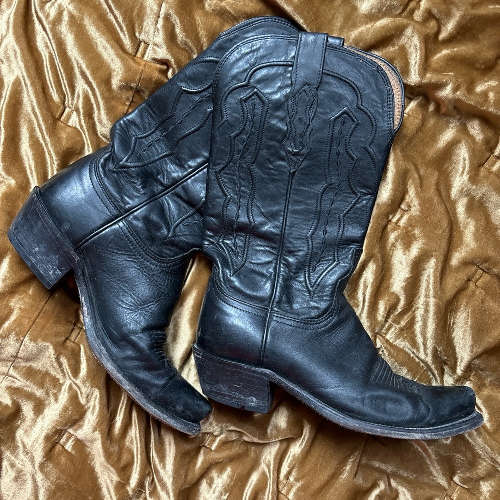 Lucchese 7.5 black mid calf women’s cowboy boot